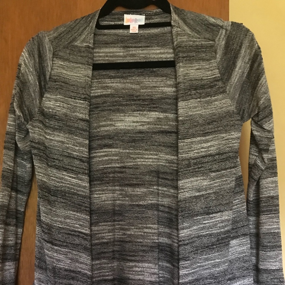XS Lularoe Sarah